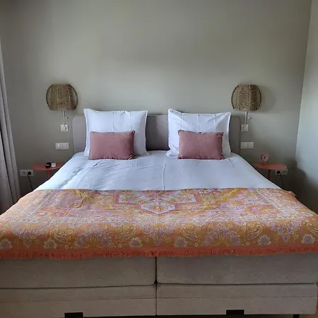 Ut Zuuje Bed and breakfast *
