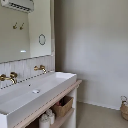 Ut Zuuje B&B 팔켄뷔르흐안더횔