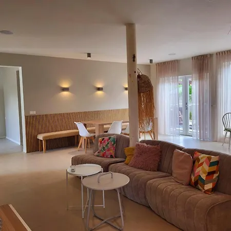 Ut Zuuje B&B *